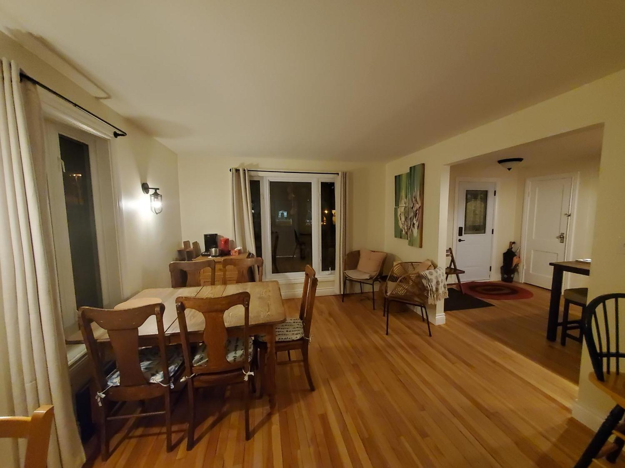 La Maison Aux Camelias Bed & Breakfast Coaticook Exterior photo
