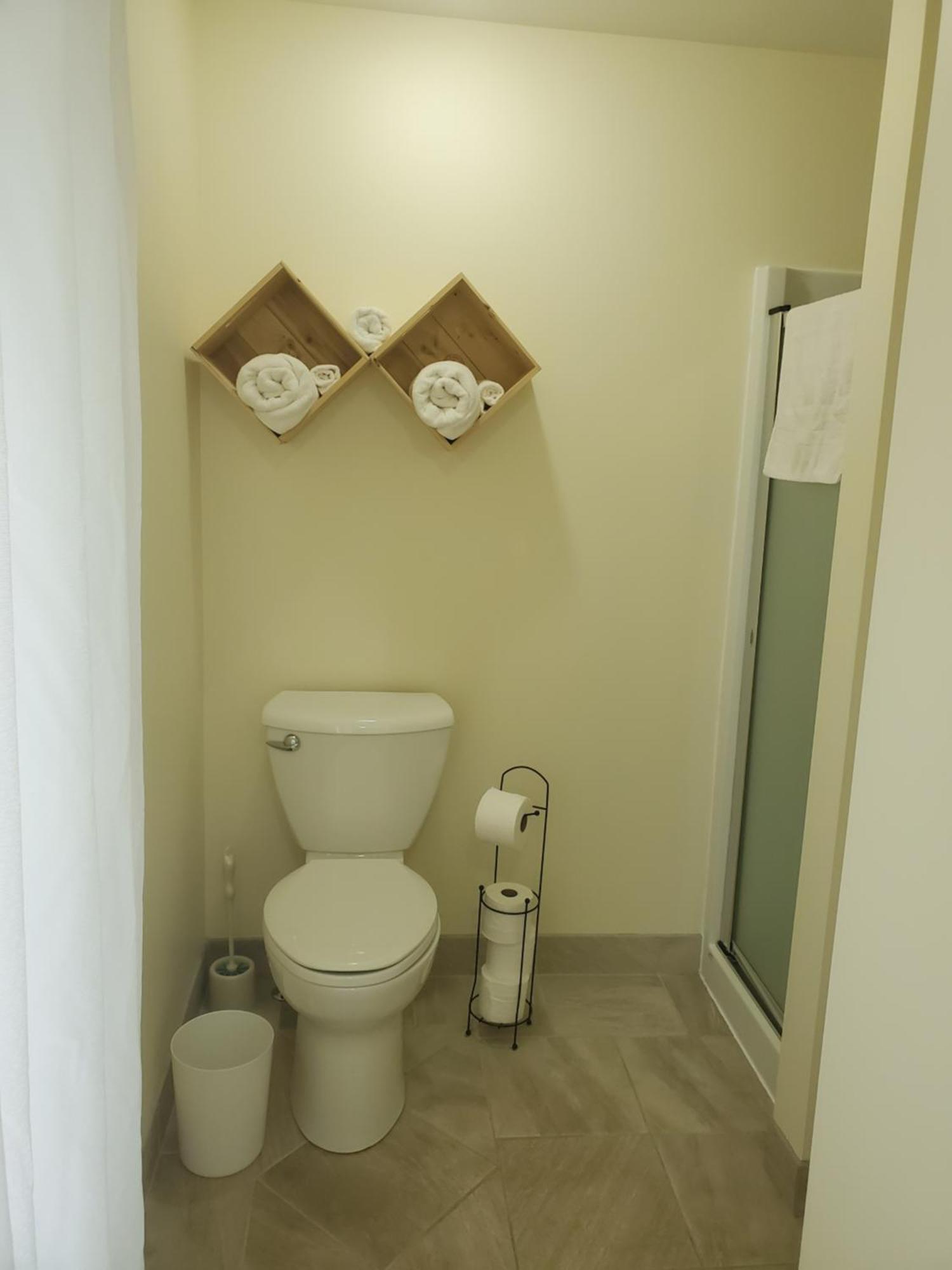 La Maison Aux Camelias Bed & Breakfast Coaticook Room photo